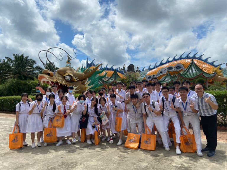 高三文商诚 台湾教育展