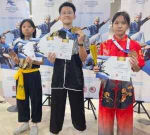 武术团全国公开赛稳健发挥 抱奖而归