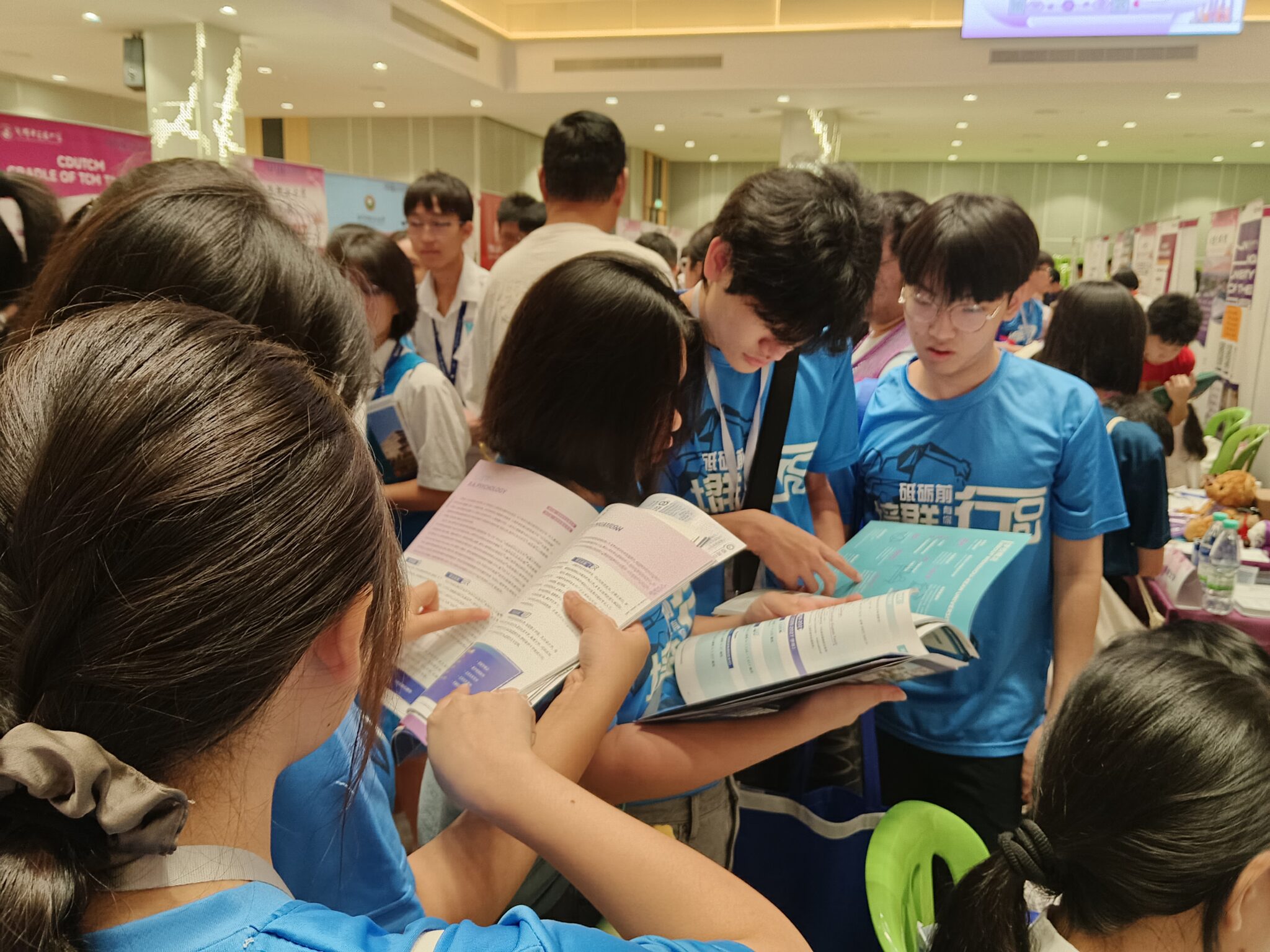 filter: 0; fileterIntensity: 0.0; filterMask: 0; captureOrientation: 0;
brp_mask:0;
brp_del_th:null;
brp_del_sen:null;
delta:null;
module: photo;hw-remosaic: false;touch: (0.9999078, 0.62743056);sceneMode: 3145728;cct_value: 0;AI_Scene: (-1, -1);aec_lux: 0.0;aec_lux_index: 0;albedo:  ;confidence:  ;motionLevel: -1;weatherinfo: null;temperature: 41;