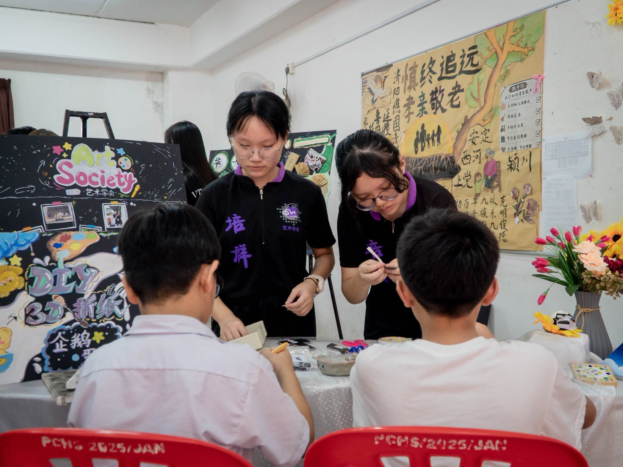 培群独中入学试继续举办“聚·献3.0”联课社团开放活动，让家长与小六生感受联课活动的精彩。5